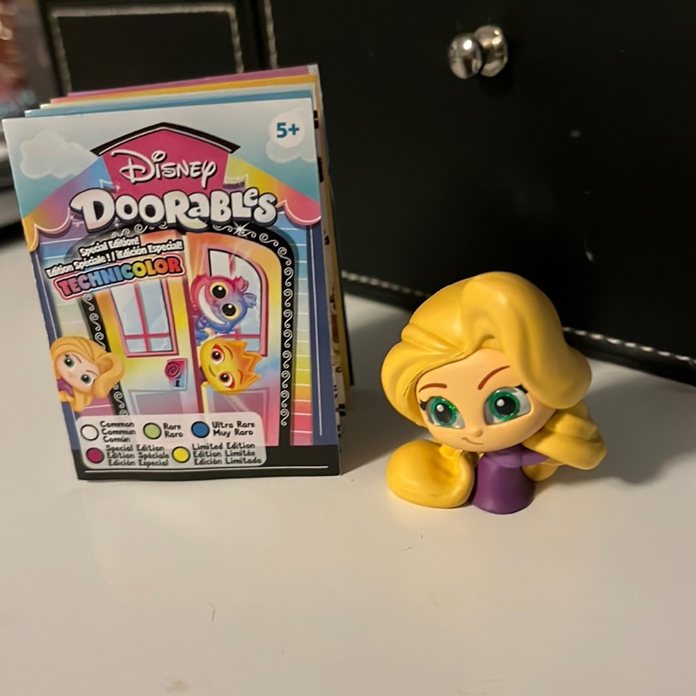 Disney doorables technicolor Rapunzel